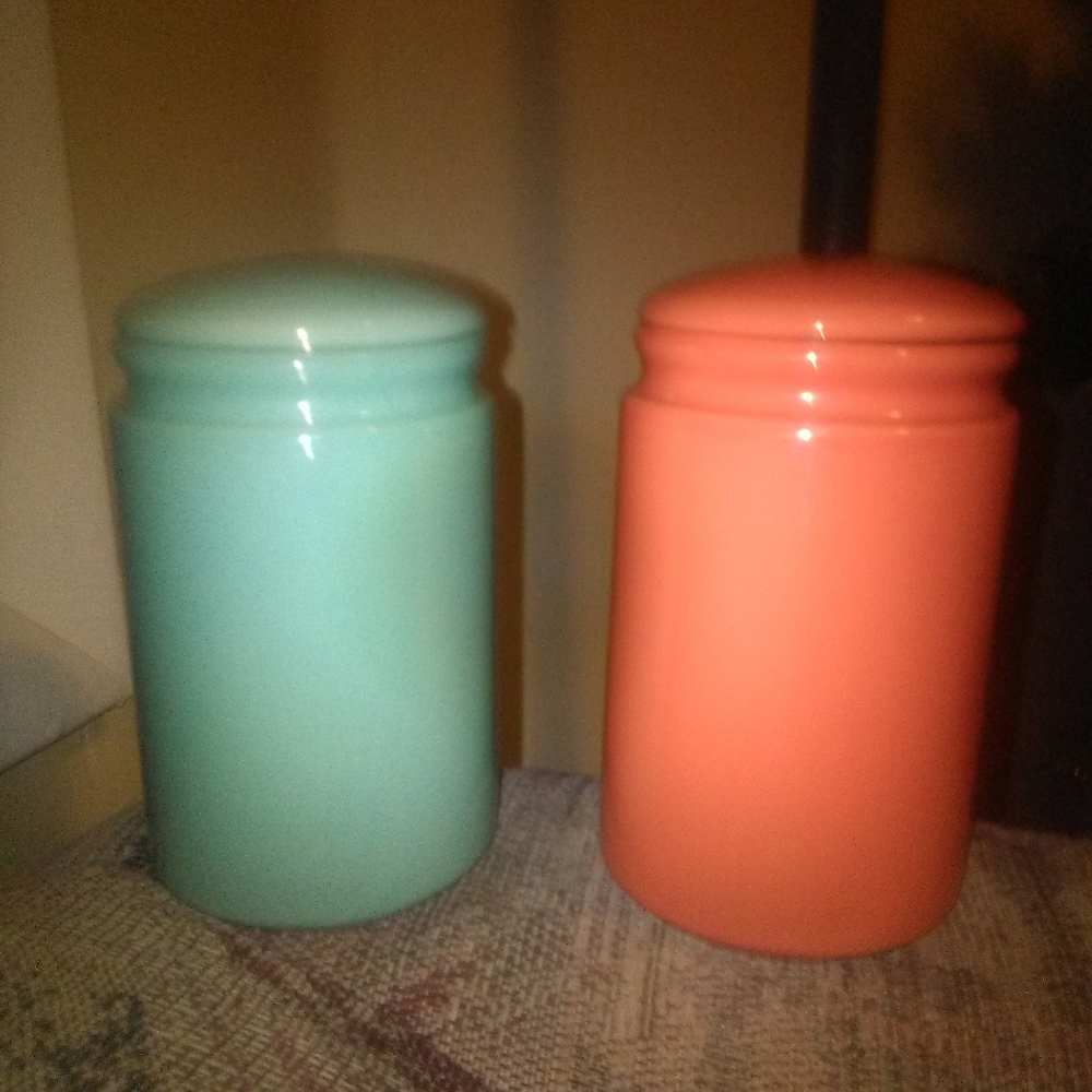 Set of 2 Kitchen CANISTERS-BRAND NEW!